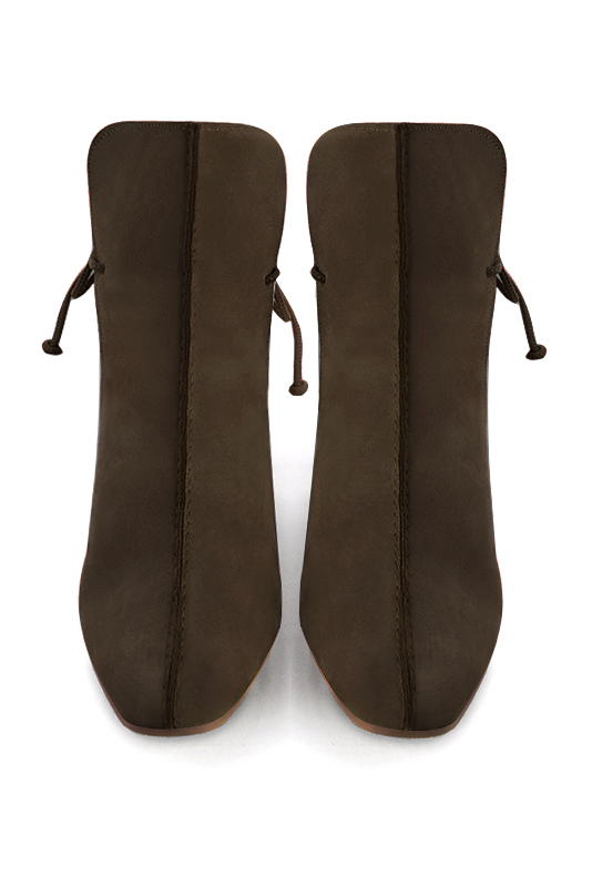Dark brown women's ankle boots with laces at the back. Square toe. Medium block heels. Top view - Florence KOOIJMAN